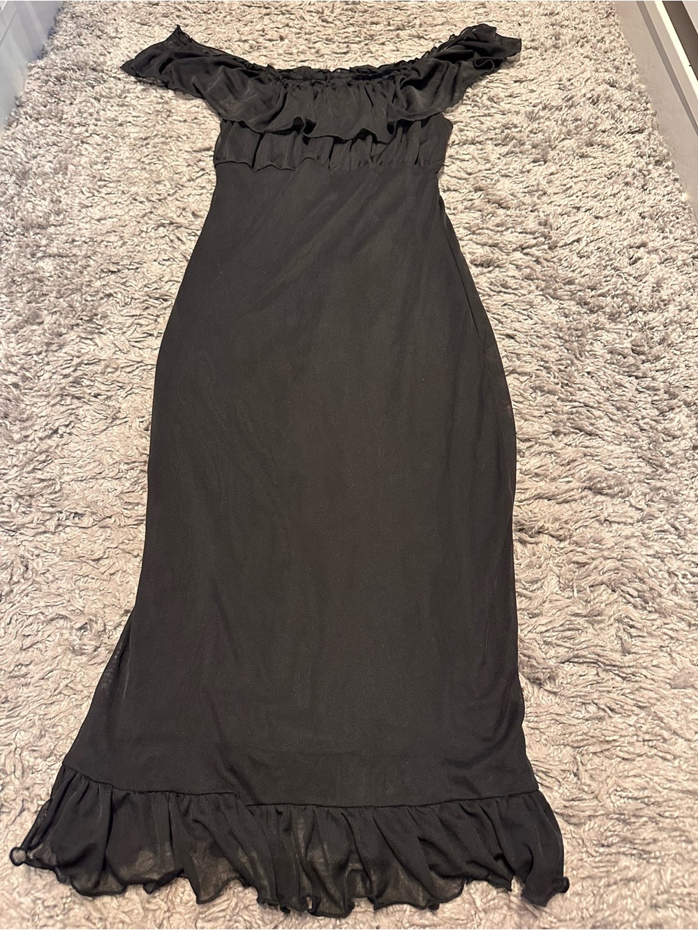 Heart Moon Star Black Off-Shoulder Ruffle Midi Dress with Flounced Hem